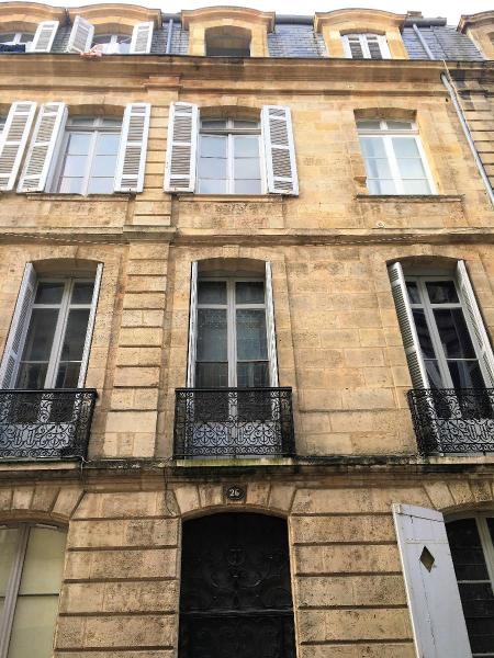 Appartement en Location à Bordeaux / 1 pièce 17m2